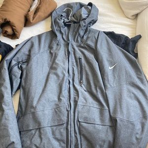 Large Nike Snowboard Jacket
